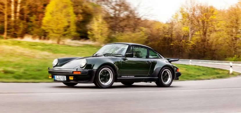 Porsche 911 Turbo - 1975