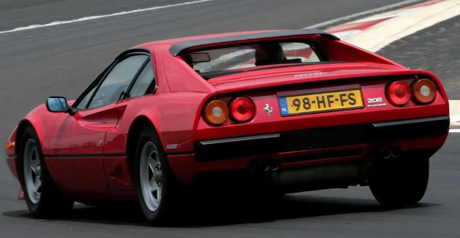 Ferrari 208 Turbo - 1982